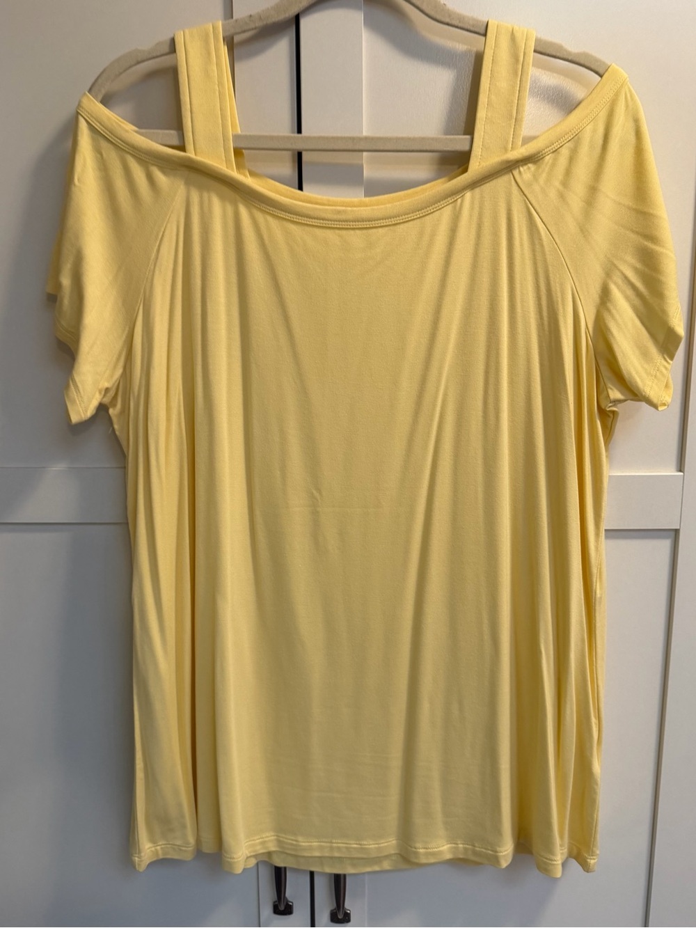 Cleo Petites Size XL Yellow Cold Shoulder Top NWOT
